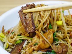 牛肉肥肠拼盘-小毛绝杀炒粉