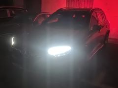 -上海星瀚奔驰4S店(红柳路店)