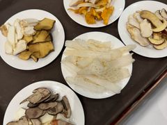 -天宜隆蘑菇宴火锅(石景山旗舰店)
