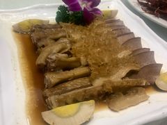 -骏莱海鲜鱼港(五角场店)