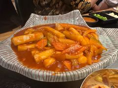 -臻牛烤肉