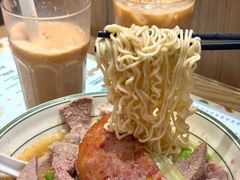 番茄浓汤鸡翅猪扒米线-华嫂冰室(尖沙咀店)