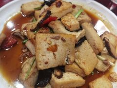-芦茨金富饭庄·25年老字号·专做稻草鸡