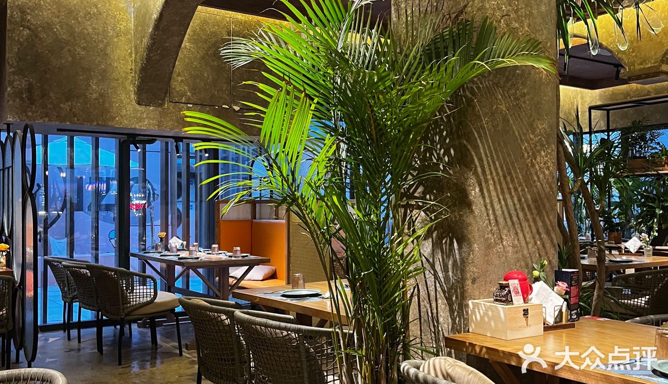 「黑松露鹅肝披萨」推荐的必点招牌