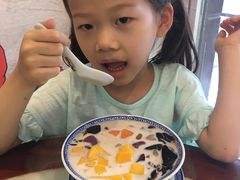 -黄氏壹品汇•水牛奶甜品(全国总店)