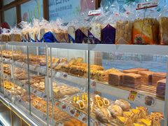 -85度C(生甜甜圈研究工坊·上海平凉店)