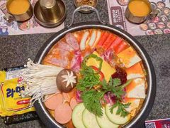 部队锅-兰正韩·韩国料理(春熙路店)