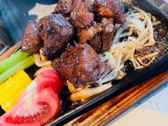 -穹六人间 people 6(岳阳路店)