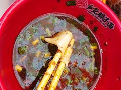 -乡党臊子面(丰庆公园店)