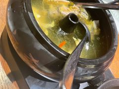 -云海肴·汽锅鸡·云南菜(天山百盛优客店)