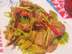 -云海肴·汽锅鸡·云南菜(天山百盛优客店)