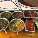 提醒大家不要看牌子点单,去取餐的窗口点单