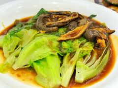 碧绿扒海参-新兴家喻酒家·羊城名宴(昌岗店)