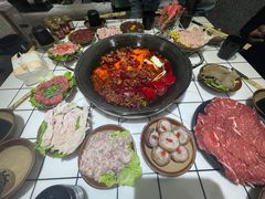 -扎起市井老火锅(乐山总店)