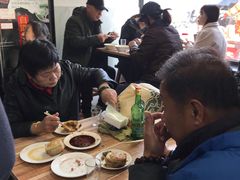 大堂-宝瑞门钉肉饼店
