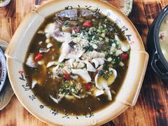 酸菜鱼-青城甲(青城山店)