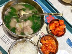 -梨花牛肉汤饭(仁恒伊势丹店)