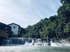-大围山峡谷漂流