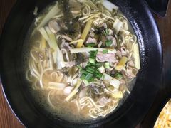 -家烧面馆【南山路知名经典面食】