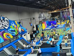 -超时空蹦床团建·VR潮玩运动娱乐·生日派对游乐园(金桥店)