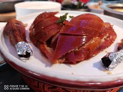 精品烤鸭-悦江(梅奔中心店)