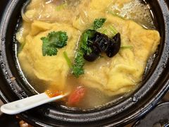 -三鞭一花·独一处·元英砂锅(海光寺店)