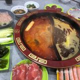 店内环境很好，装修风格很四川服务