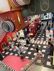 -MELAND CLUB亲子乐园·派对·餐厅(北京芳圆里ID MALL店)