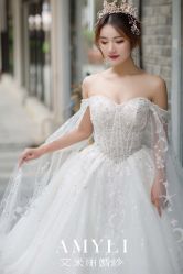 -艾米丽婚纱礼服