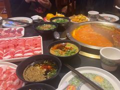 -沸炉重庆老火锅(军事博物馆店)