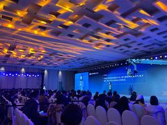 -上海龙之梦万丽酒店