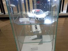 -上海永达奥诚奥迪4S店(申江路店)