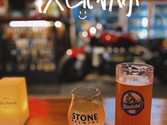 -阿拉道世界精酿啤酒坊(逸翠·尚府店)