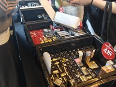 -广州周大福金融中心