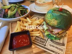 -哈迪森Hudson(环球金融中心店)