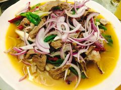 -牧场烧烤餐饮广场