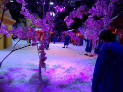 -圣名游乐城冰雪大世界