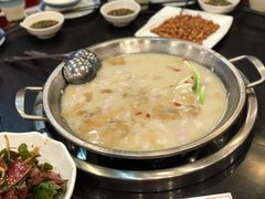 -老来福·非遗酸汤兔(凯旋路店)