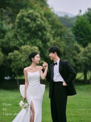 -雪中彩影婚纱摄影·微光艺术中心