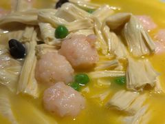 鲜虾滑焖腐竹-图味美小黄鱼·本地菜(景瀚店)