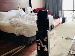 -广州天河希尔顿酒店