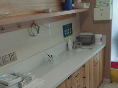 -上海仁爱医院口腔科 · 种植
