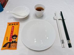 餐具摆设-乾隆美食·本帮菜(黄河路店)