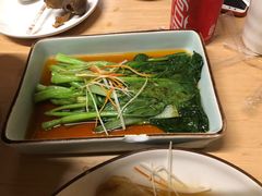 -关东小磨东北菜(上海长风大悦城店)