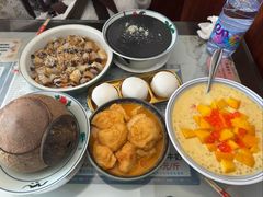 杨枝双皮奶-黄师奶甜品店