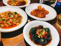 -外婆私房菜(新亚百货店)