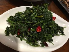 灰灰菜-老兰家传统烧烤炒菜泡馍(小南门店)