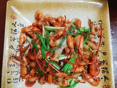葱爆河虾-75幢私房菜馆