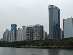 -万绿园