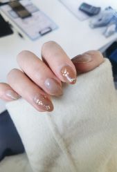 -悦指间美甲美睫